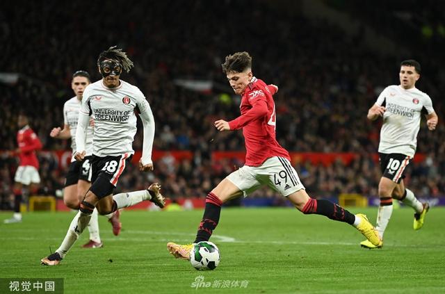 他进一步加 他进一步加